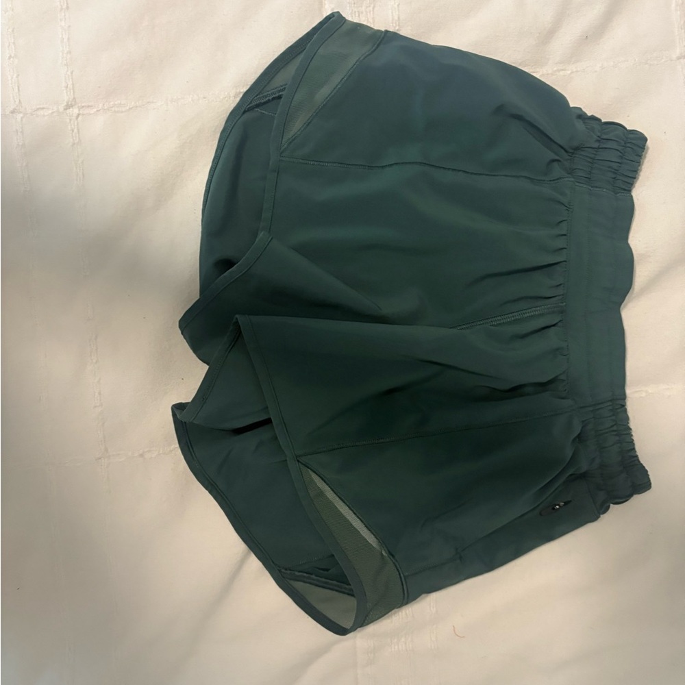 Lululemon Athletica Green Athletic Shorts Lightweight Relaxed Fit